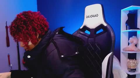 hot chocolate 4u online show from 12/16/25, 12:21