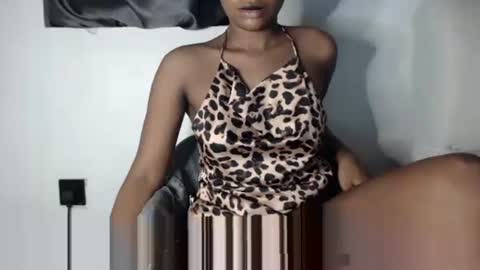 sonia  mis choco online show from 04/12/26, 10:20