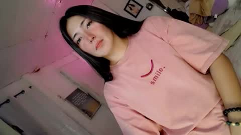 Snapshot of hot_claudia69 chatting on 03/18/26, 05:21 its me CLAUDIA online show from 03/18/26, 05:21