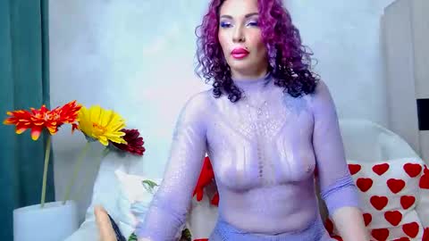 Snapshot of hot_darina chatting on 06/10/26, 04:34 Darina online show from 06/10/26, 04:34