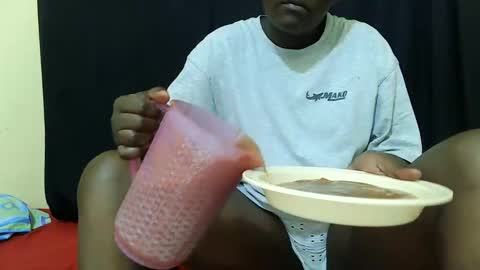 Milly online show from 01/08/26, 06:21