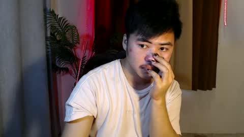 Snapshot of hot_emmanuel chatting on 06/18/26, 11:42 hot_emmanuel online show from 06/18/26, 11:42