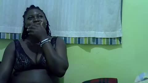 Snapshot of hot_girlly chatting on 04/06/26, 04:52 hot_girlly online show from 04/06/26, 04:52