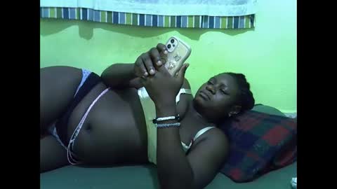 Snapshot of hot_girlly chatting on 04/08/26, 06:13 hot_girlly online show from 04/08/26, 06:13