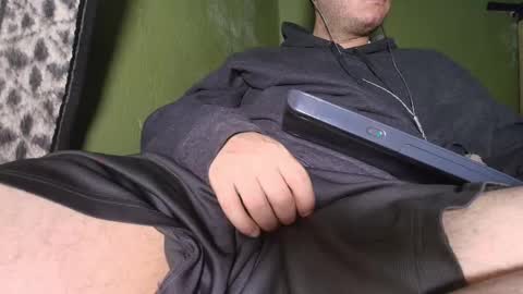 hot_guy36 online show from 01/10/26, 03:41