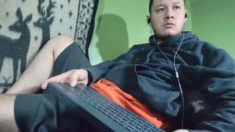 hot_guy36 online show from 02/01/26, 02:04