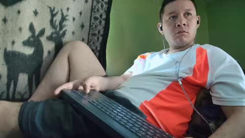 hot_guy36 online show from 03/30/26, 03:35