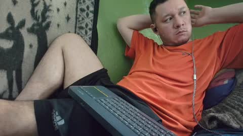 hot_guy36 online show from 05/09/26, 04:23