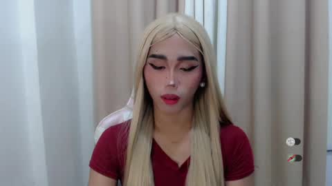 Snapshot of hot_khianna chatting on 06/29/26, 12:49 Khianna online show from 06/29/26, 12:49