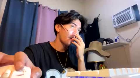 Snapshot of hot_kianxx chatting on 05/11/26, 09:04 hot_kianxx online show from 05/11/26, 09:04