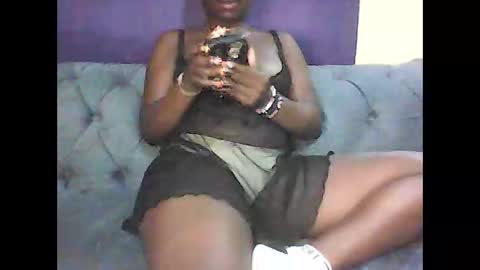 hot_latifah online show from 03/13/26, 10:44