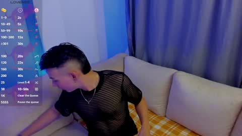 Snapshot of hot_latin_temptation chatting on 04/18/26, 02:48 Alejandro online show from 04/18/26, 02:48