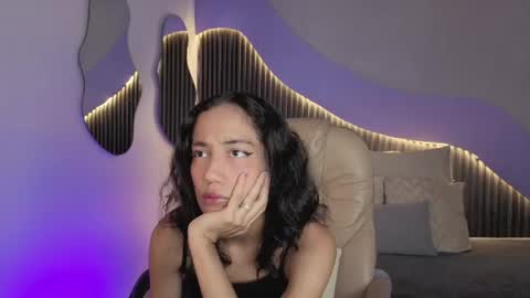 Snapshot of hot_little_bunny chatting on 05/06/26, 09:53 Alana online show from 05/06/26, 09:53
