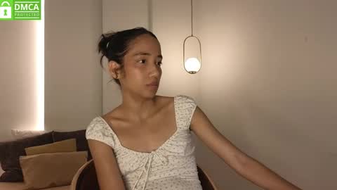 Snapshot of hot_little_bunny chatting on 05/28/26, 10:07 Alana online show from 05/28/26, 10:07