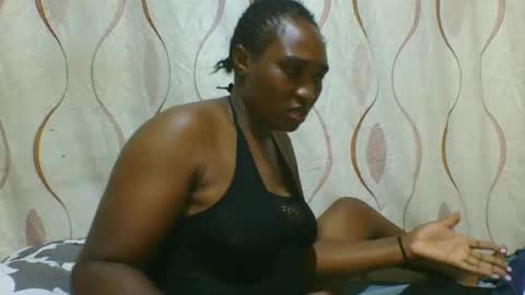 Snapshot of hot_masha chatting on 02/21/25, 06:37 hot_masha online show from 02/21/25, 06:37