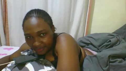 Snapshot of hot_masha chatting on 10/07/25, 12:41 hot_masha online show from 10/07/25, 12:41