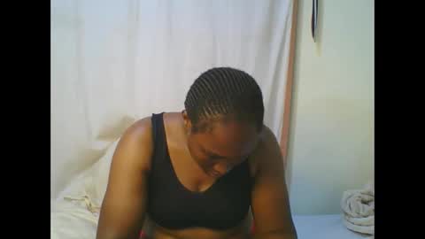 Snapshot of hot_masha chatting on 04/28/26, 05:01 hot_masha online show from 04/28/26, 05:01