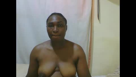 Snapshot of hot_masha chatting on 05/18/26, 11:16 hot_masha online show from 05/18/26, 11:16