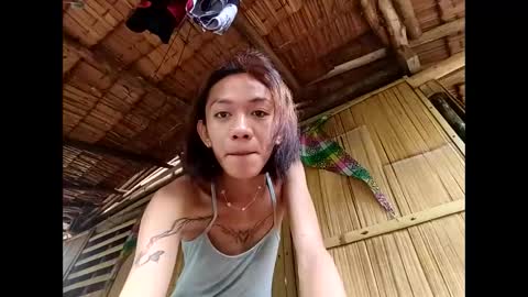 hot_petit69 online show from 01/14/26, 10:58