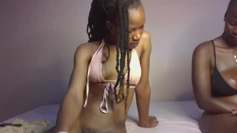 hot petite100 online show from 10/08/25, 07:39