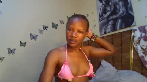 hot petite100 online show from 06/17/26, 02:25