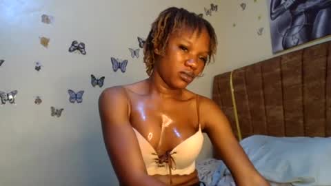 hot petite100 online show from 06/25/26, 05:56