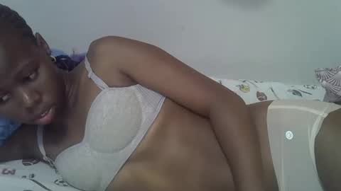 Snapshot of hot_petra2 chatting on 05/07/26, 07:41 Daddys doll online show from 05/07/26, 07:41