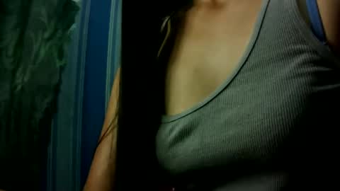 hot_quin11 online show from 01/31/25, 11:56