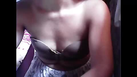 hot_quin11 online show from 04/07/26, 02:12