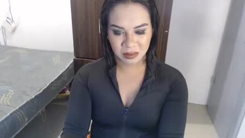 roxanne online show from 04/26/26, 03:42