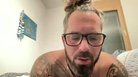 letmedoo2 online show from 12/13/25, 10:48