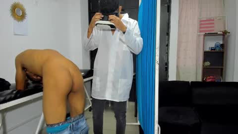 Vanesa Oliver and Andrew online show from 02/13/25, 01:48