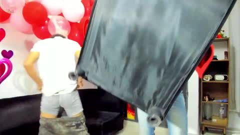 Vanesa Oliver and Andrew online show from 02/14/25, 10:49