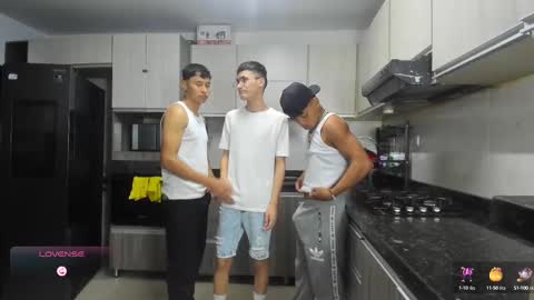 Vanesa Oliver and Andrew online show from 10/06/25, 11:24