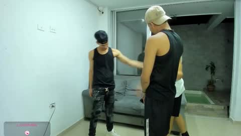 Snapshot of hot_sexmature chatting on 11/22/25, 03:05 Vanesa Oliver and Andrew online show from 11/22/25, 03:05