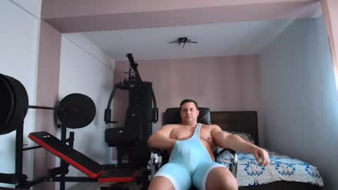 Snapshot of hot_stefano1 chatting on 07/18/26, 04:05 Stefano.. online show from 07/18/26, 04:05