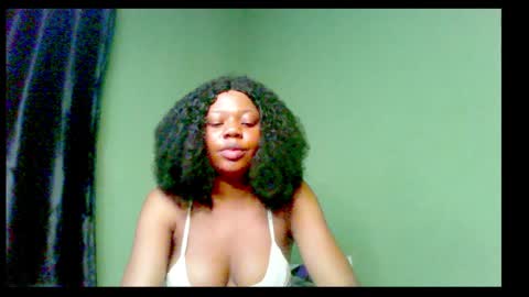 Stella online show from 01/20/25, 06:32