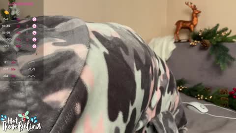 Snapshot of hot_thumbelina chatting on 12/14/24, 03:07 Hot Thumbelina online show from 12/14/24, 03:07