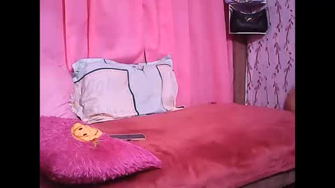 Snapshot of hot_tricia05 chatting on 02/11/26, 12:21 hot_tricia05 online show from 02/11/26, 12:21