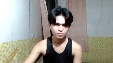 Snapshot of hot_vincent chatting on 03/01/25, 07:30 kinky couple online show from 03/01/25, 07:30