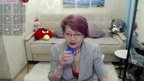 Sofia online show from 05/06/26, 04:08