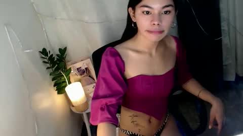 Snapshot of hot_yanna143 chatting on 04/26/26, 02:04 Yanna online show from 04/26/26, 02:04