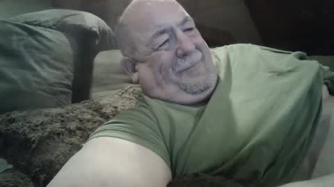 Snapshot of hotandhornyxxx1 chatting on 02/20/25, 08:14 Hot and Horny online show from 02/20/25, 08:14