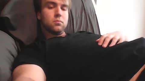 Snapshot of hotcanadianguy94 chatting on 07/04/26, 02:29 hotcanadianguy94 online show from 07/04/26, 02:29