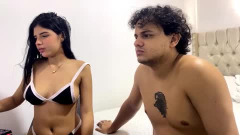hotcouple1_xx online show from 10/22/25, 03:23