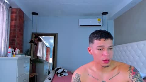 Hussain   aaron and Ekko online show from 10/01/25, 07:42