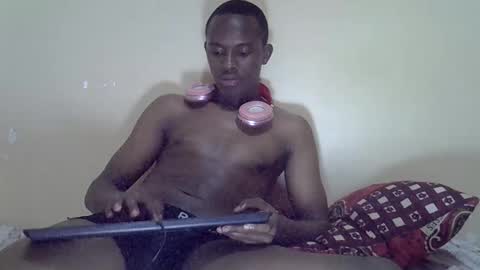 hotcum256 online show from 06/04/26, 07:42