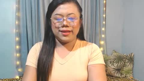 hotcumduo_goddess online show from 04/12/26, 07:30