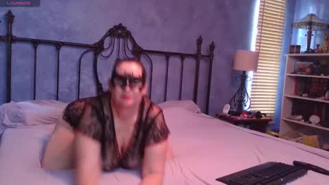 Snapshot of hotcurves4000 chatting on 02/07/25, 04:03 Tina Hotcurves online show from 02/07/25, 04:03