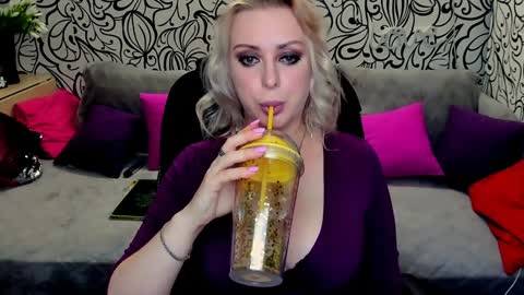 Alice online show from 01/13/25, 02:42